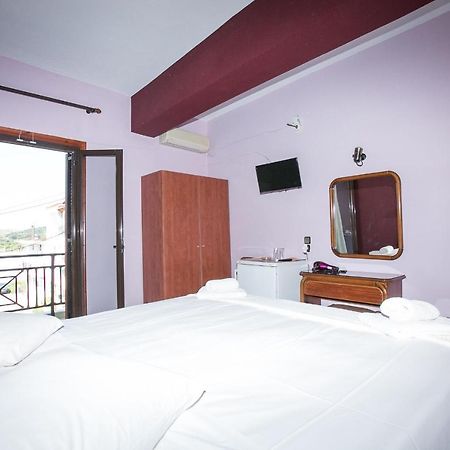 Petania Hotel & Apartments Lixouri Exterior foto